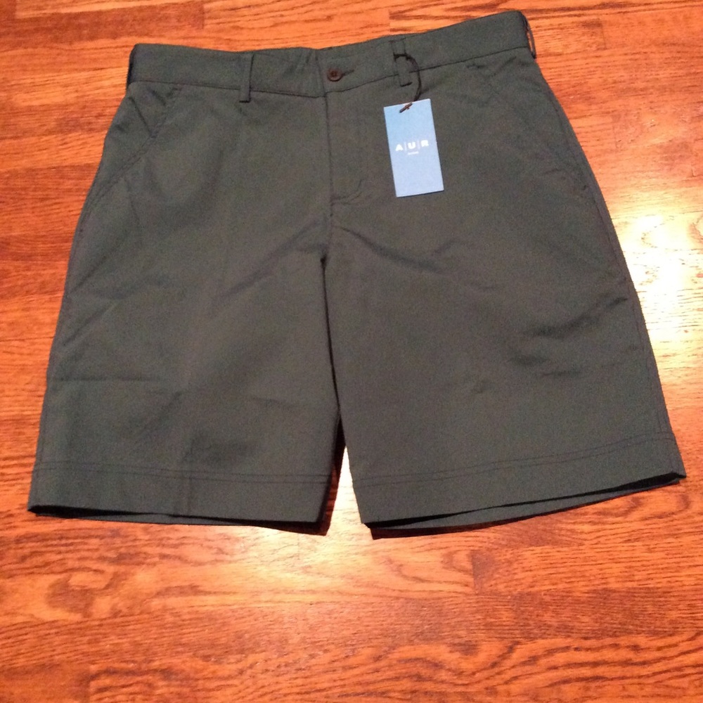 AUR active shorts